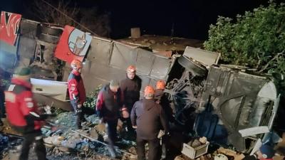 Türkiyədə avtobus qəzası, 30-dan çox yaralı