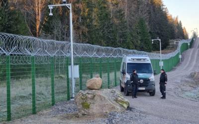 Finlandiya Rusiya ilə sərhəddə səddin tikintisini vaxtından əvvəl başa çatdıracaq