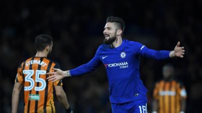 Dünya çempionunun evini qarət etdilər