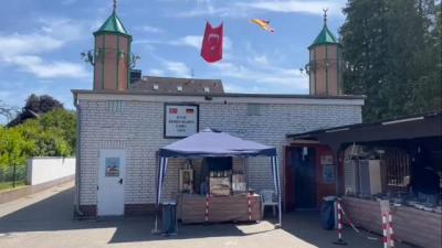 Almaniyada məscidlərə hücum davam edir