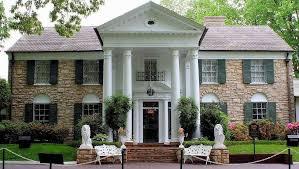 Elvis Preslinin evi satışa çıxarıldı