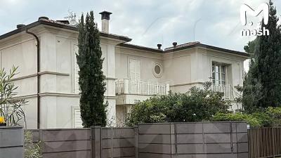 Zelenskinin Toskanadakı dəbdəbəli villasınin qiyməti kəskin ucuzlaşıb