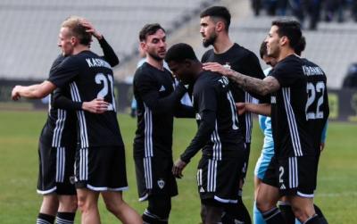 "Qarabağ" kubokda ilk yarımfinalçı oldu