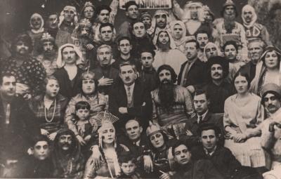 OTUZ ÜÇ YAŞINDA QOCA -  Rafael Hüseynov yazır