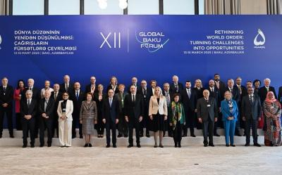 Prezident İlham Əliyev XII Qlobal Bakı Forumunun açılış mərasimində çıxış edib -  YENİLƏNİB-1