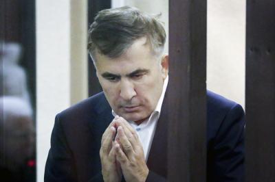 Saakaşvili daha 4,5 il müddətinə azadlıqdan  məhrum edildi