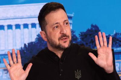 Zelenski Putinlə birbaşa danışıqlara hazır olduğunu bildirib