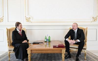 İlham Əliyev Şəfiqə Məmmədovaya “İstiqlal” ordenini təqdim edib -  YENİLƏNİB-2