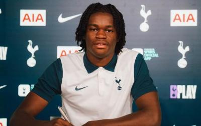 "Tottenhem"də yeni müqavilə
