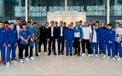 Yeniyetmə boksçularımız Özbəkistanda təlim keçəcəklər