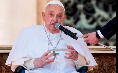 Roma Papası xəstəlikdən sonra ilk dəfə Müqəddəs Pyotr meydanında görünüb