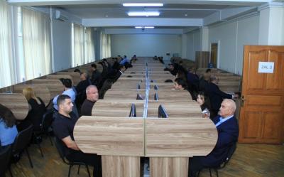 Vəkilliyə qəbulla bağlı yazılı test mərhələsinin vaxtı açıqlanıb