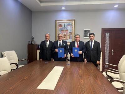 Akademik İsa Həbibbəyli V Beynəlxalq türk sivilizasiyası konfransında çıxış edib