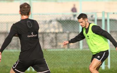 "Neftçi" "Kəpəz"lə matça 5 itki ilə çıxacaq