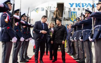 Ukrayna Prezidenti Çexiyada səfərdədir