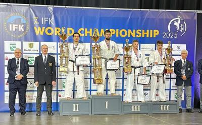 Karateçilərimiz dünya çempionatında dörd medal qazanıblar