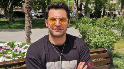"Qarışqa kimi işləməyə məcburuq"