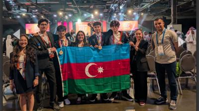 Məktəblilərimiz ABŞ-da keçirilən müsabiqədə bürünc medal qazanıb