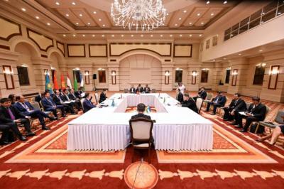 Türkmənistan və Qazaxıstan nəqliyyat sahəsində əməkdaşlığı genişləndirir