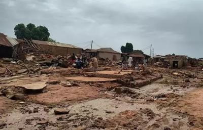Nigeriyada daşqınlarda 500-dən çox insan  itkin düşüb