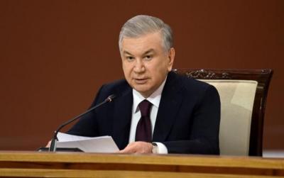 Özbəkistan prezidenti milli komandanı  təltif etdi