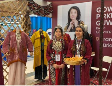 Aşqabadda “TurkmenTextile Expo-2025” sərgisi işə başlayıb