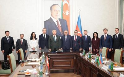 Türkiyənin Baş Ombudsmanı "Azərbaycan Prokurorluğunun 100 illiyi" yubiley medalı ilə təltif edilib