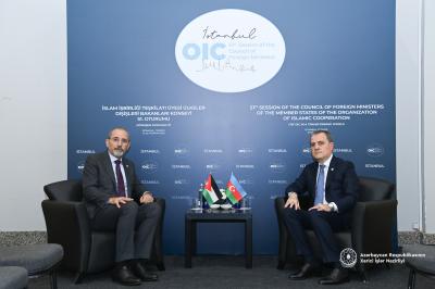 Ceyhun Bayramov iordaniyalı həmkarı ilə görüşüb