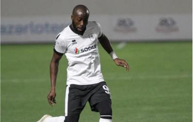 "Neftçi" onunla da yollarını ayırdı