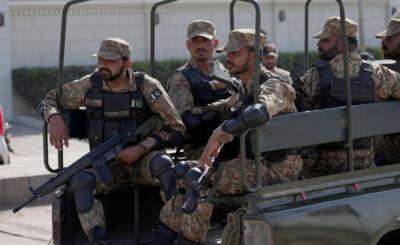 Pakistan Ordusu ölkənin cənub-qərbində iki terrorçunu zərərsizləşdirib