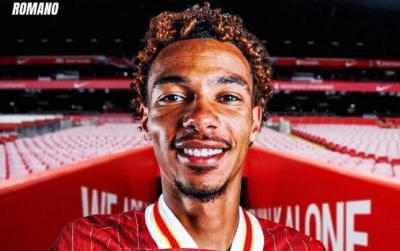 Yeni transfer Liverpuldadır
