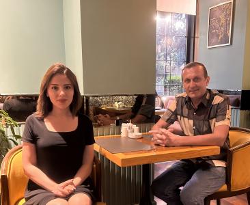 "Ehtiyac içində də yaşamıram,  təmtəraqlı həyatım da yoxdur"
