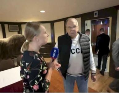 Lavrovun üzərində “SSRİ” yazılmış sviterinin  qiyməti açıqlandı