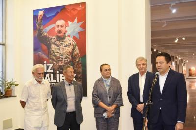 Bakıda Qazaxıstanın məşhur rəssamının sərgisi açılıb 