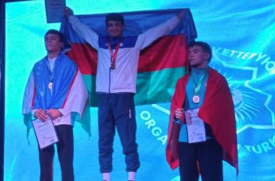 Azərbaycan güləşçiləri beynəlxalq yarışın ilk günündə 4 medal qazanıblar