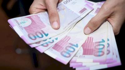 Orta aylıq əməkhaqqı 2029-cu ildə 1400 manatı ötəcək
