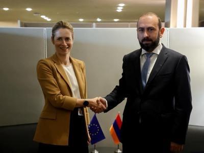 Mirzoyan və Kallas beynəlxalq kommunikasiya proqramlarını  müzakirə ediblər