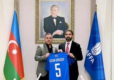 AFFA prezidenti milli komandanın baş məşqçisi ilə görüşüb