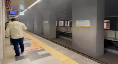 İstanbul metrosunda yanğın -  sərnişinlər təxliyə edilib