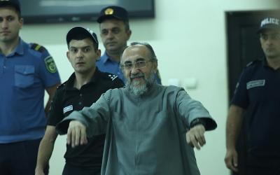 Erməni arxiyepiskop iki il müddətinə azadlıqdan məhrum edilib 