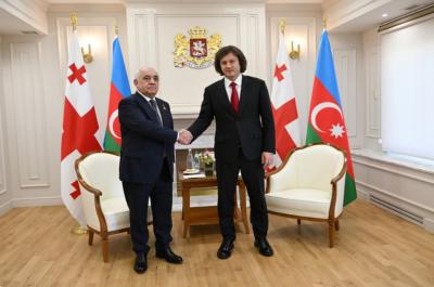Əli Əsədov Tbilisidə İrakli Kobaxidze ilə görüşüb