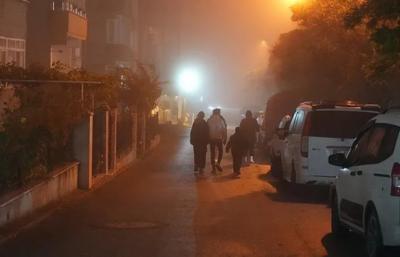 Zəlzələ səbəbindən Balıkesirdə məktəblərdə bir günlük  tətil elan olundu