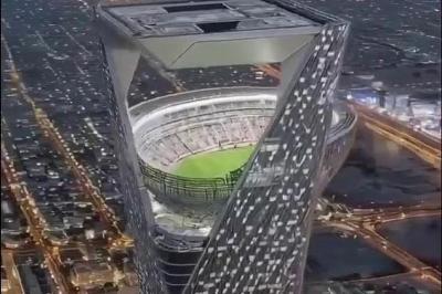 Göydələnin üstündə stadion