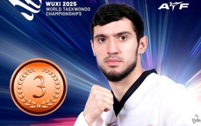 Taekvondoçumuz dünya çempionatında bürünc medal qazandı