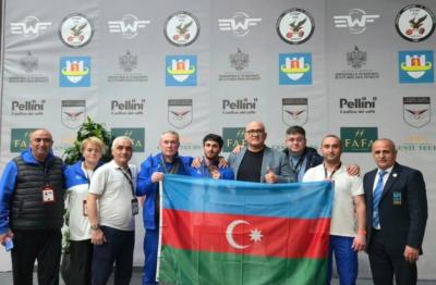 Azərbaycan ağırlıqqaldıranı Avropa birinciliyində 3 gümüş medal qazanıb