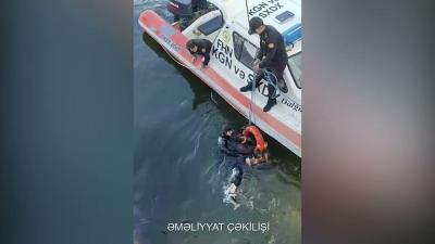 Bakı bulvarında dənizdə batma təhlükəsi olan şəxs xilas edilib -  VİDEO