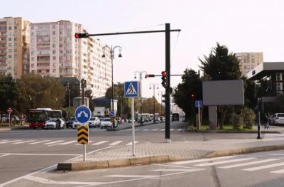Bakıda daha bir yerdə hərəkət intensivliyi və piyada təhükəsizliyi artırılıb