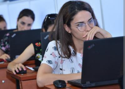 Məktəblərdə daimi və rəqabətli müəllim modelinə keçid