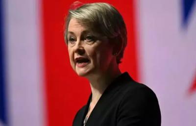 Böyük Britaniyadan Ukraynaya 10 milyon funt-sterlinqlik yardım paketi