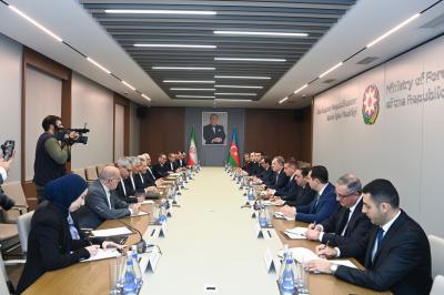 Azərbaycan və İran XİN rəhbərlərinin müzakirə etdiyi məsələlər açıqlanıb -  YENİLƏNİB-1